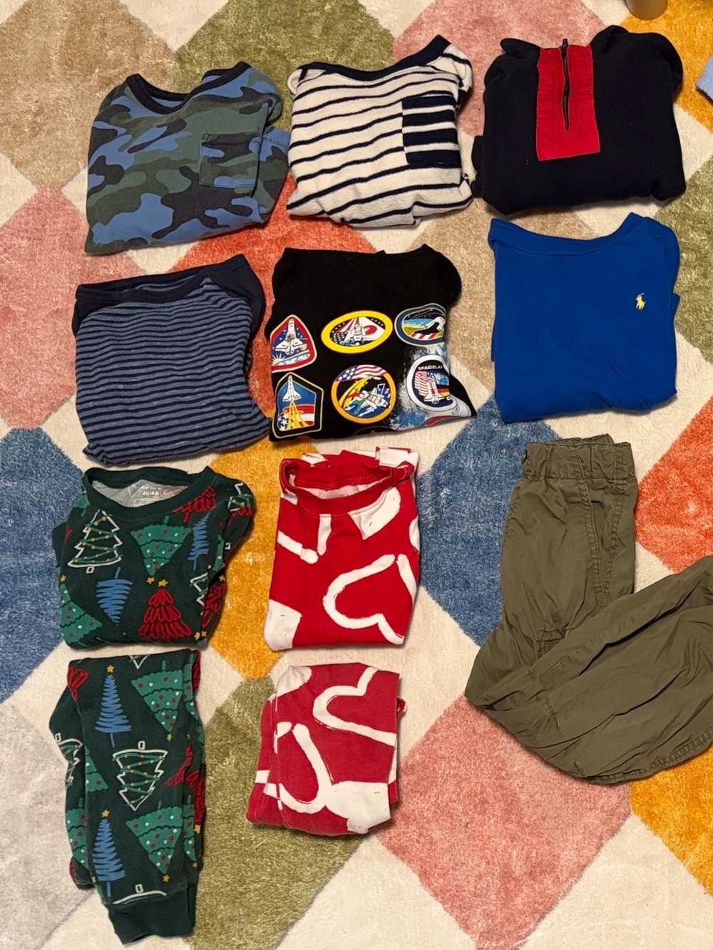 4T boy-leaning bundle - Picture 2 of 3